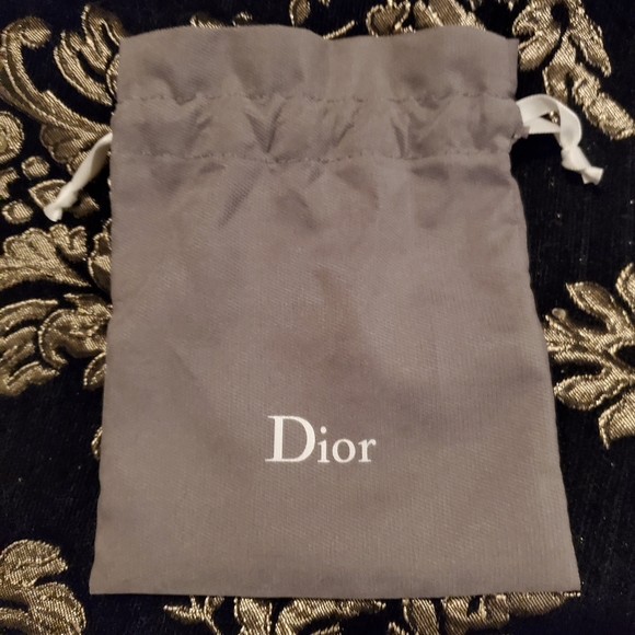 Dior Handbags - Dior pouch